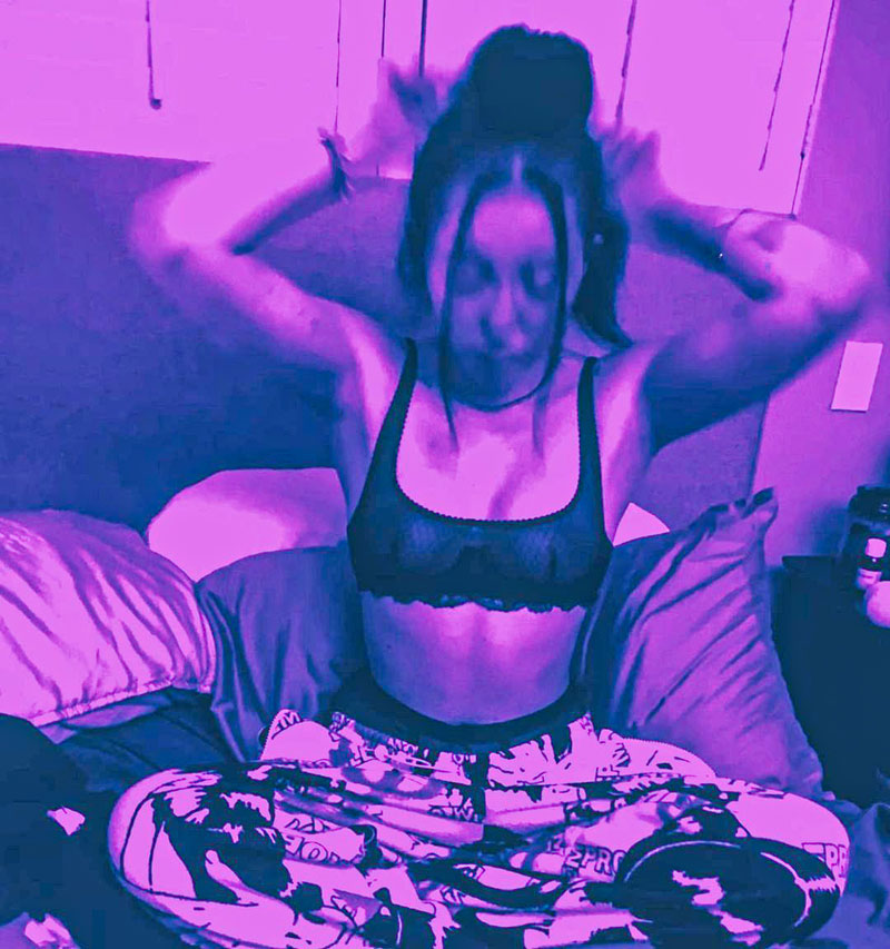 noah cyrus, daughter, sister, bra, see through,