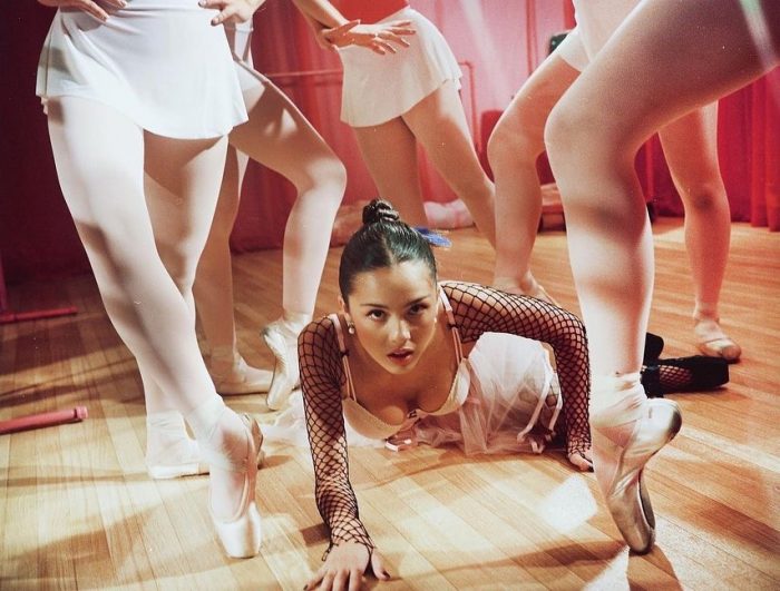 Olivia Rodrigo Showing Some Cleavage