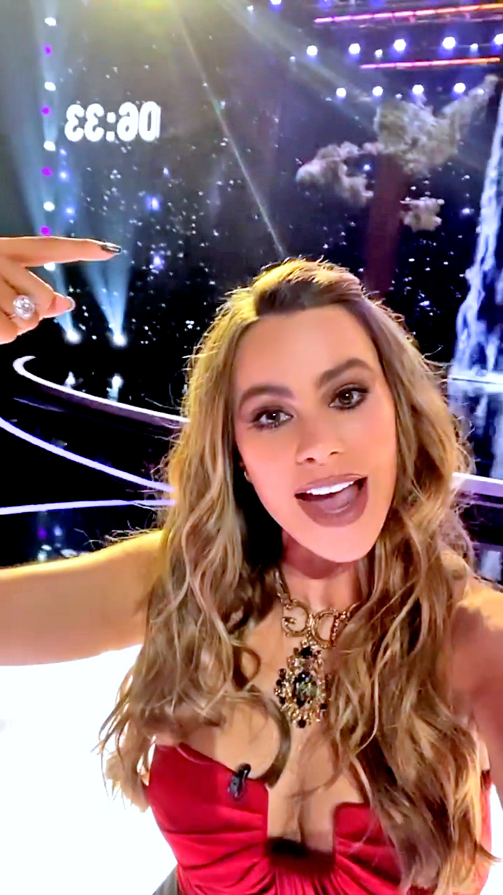 Sofia Vergara Hot Latina Cleavage