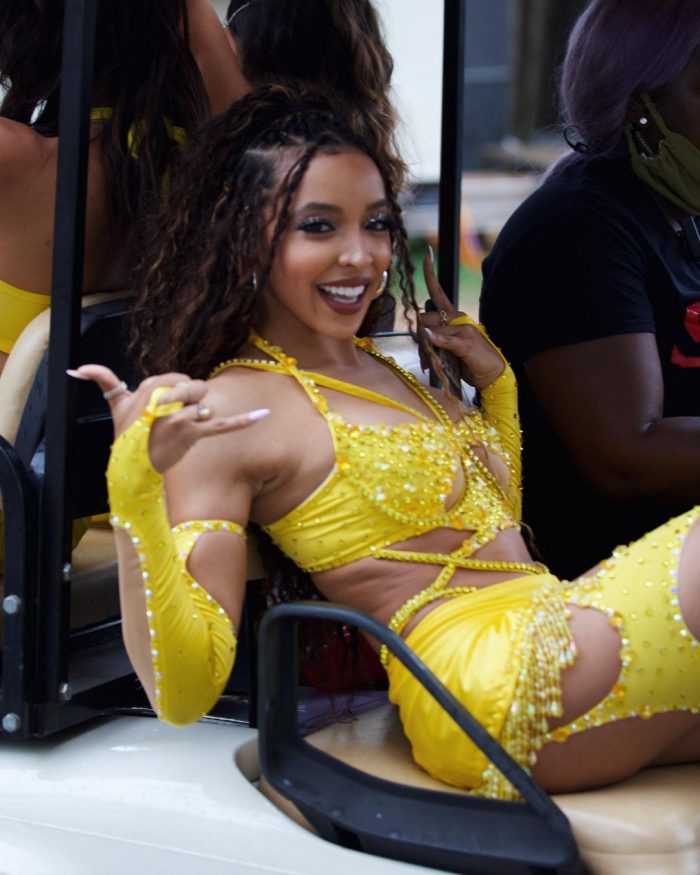 Tinashe Ready to Perform Hot On Stage